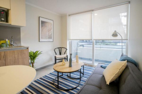 Live the City Central Apartment for 3